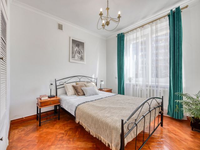 Atmospheric 49 m² apartment in a renovated tenement building - Квартира - Продаж - Rzeszów, Gen. Grota-Roweckiego