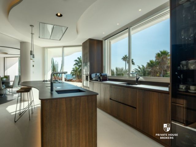 Costa Blanca Północ: prestiżowa willa przy plaży - Dom - Sprzedaż - Hiszpania, Costa Blanca Północ