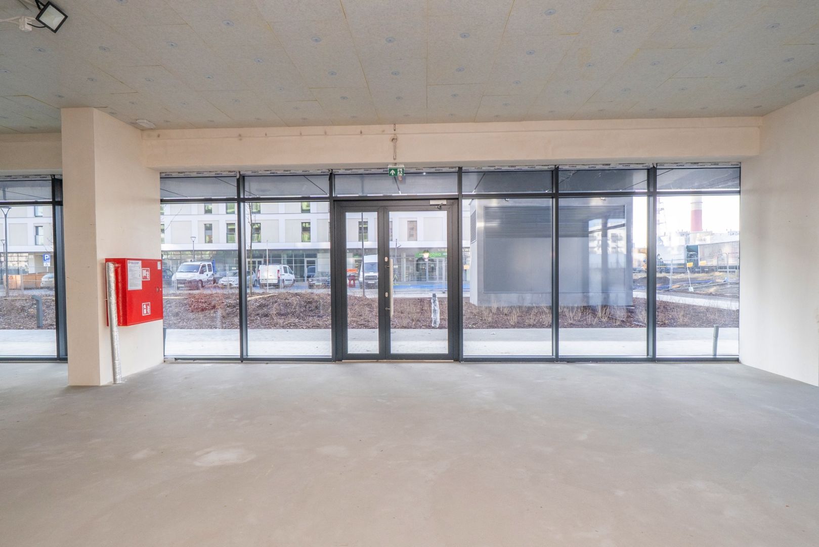 Lokal handlowo- usługowy Centralna 49 mkw - Lokal użytkowy - Wynajem - Kraków, Nowa Huta