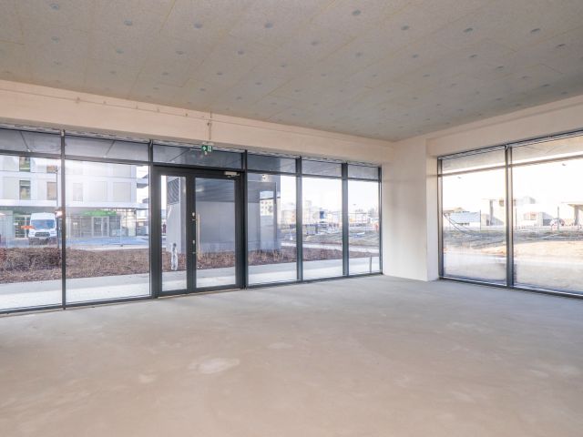 Lokal handlowo- usługowy Centralna 49 mkw - Lokal użytkowy - Wynajem - Kraków, Nowa Huta