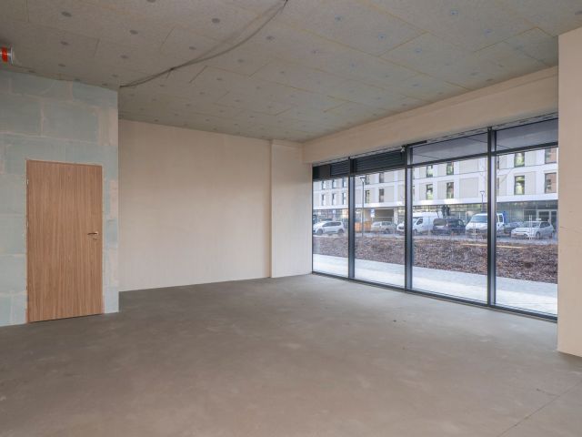 Lokal handlowo- usługowy Centralna 49 mkw - Lokal użytkowy - Wynajem - Kraków, Nowa Huta