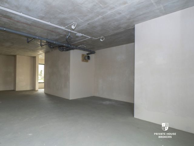 Lokal handlowo- usługowy do wynajęcia Banacha 84 mkw - Lokal użytkowy - Wynajem - Kraków, Krowodrza / Górka Narodowa