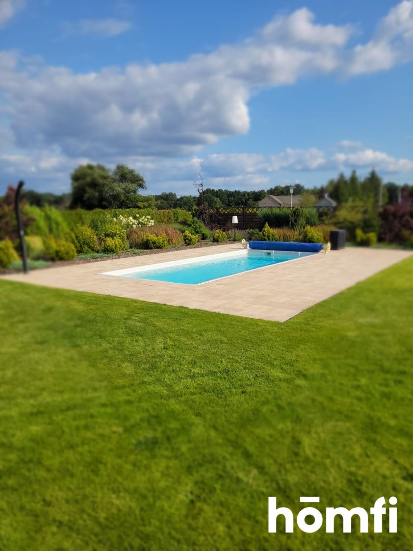 Beautiful, smart detached house with a swimming pool - House - Sale - Toruński, Łubianka / Zamek Bierzgłowski