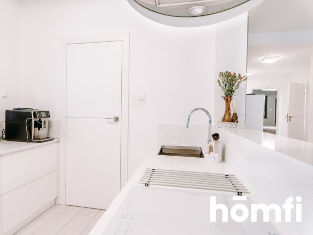 Piękny, inteligentny dom wolnostojący z basenem - Dom - Sprzedaż - Toruński, Łubianka / Zamek Bierzgłowski