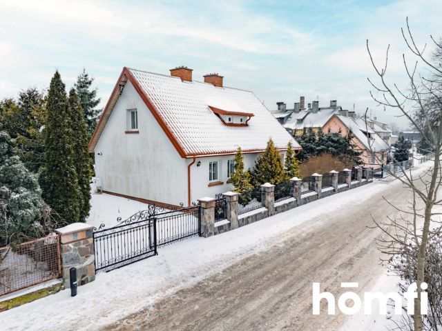 WYJĄTKOWY DOM W WYJĄTKOWEJ MAZURSKIEJ LOKALIZACJI - Dom - Sprzedaż - Mrągowski, Mikołajki / Stawek
