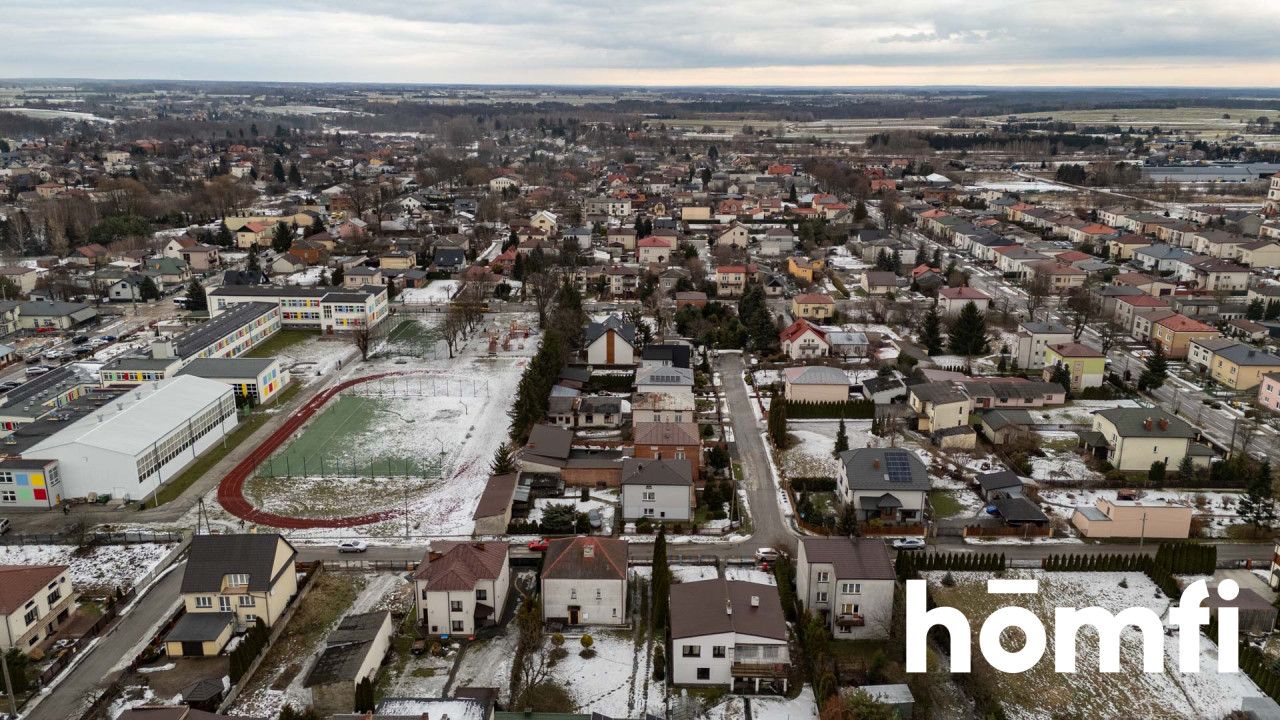Peaceful Life Within the Reach of School and Kindergartent - House - Sale - Zwoleński, Zwoleń