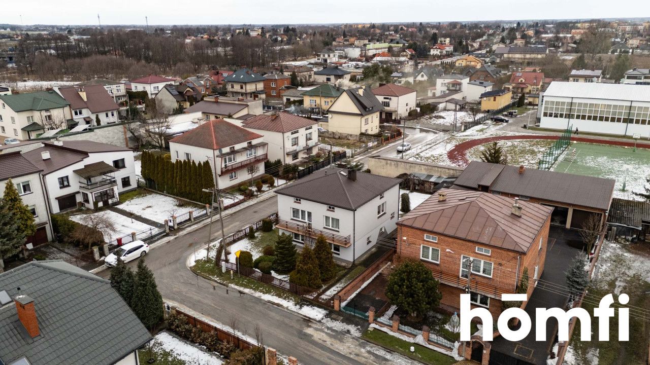 Peaceful Life Within the Reach of School and Kindergartent - House - Sale - Zwoleński, Zwoleń