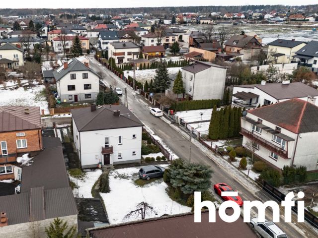 Peaceful Life Within the Reach of School and Kindergartent - Дім - Продаж - Zwoleński, Zwoleń