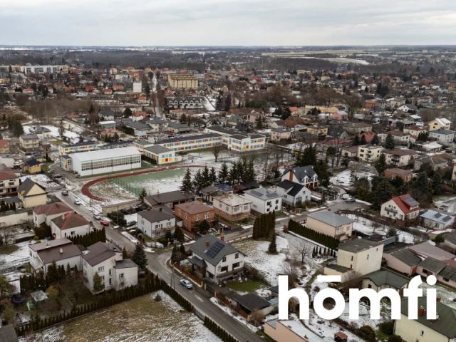 Peaceful Life Within the Reach of School and Kindergartent - Дім - Продаж - Zwoleński, Zwoleń