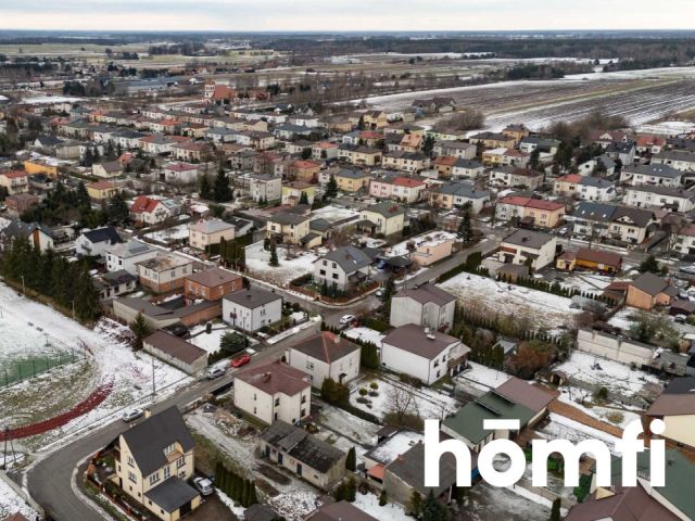 Peaceful Life Within the Reach of School and Kindergartent - Дім - Продаж - Zwoleński, Zwoleń