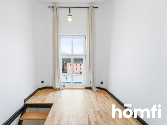 UNIQUE 54 SQM WITH MEZZANINE, CENTER - Квартира - Продаж - Bytom, Centrum