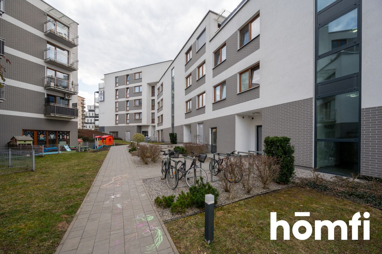 Studio apartment with garden, Czerwone Maki, Bunscha street, Shell, UBS - Квартира - Оренда - Kraków, Ruczaj