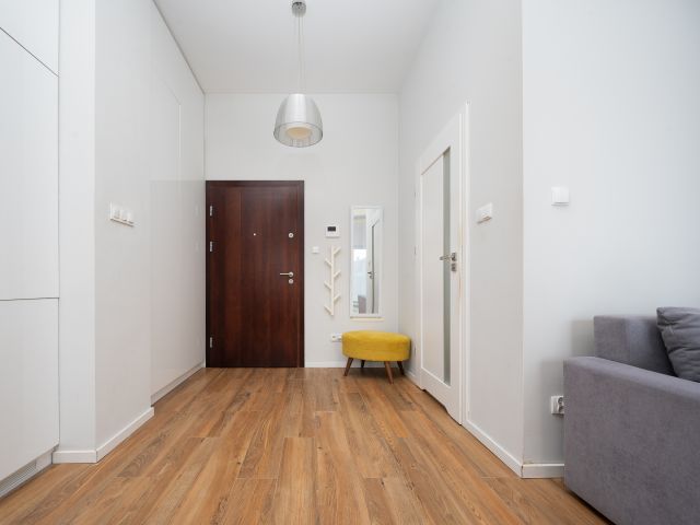 Studio apartment with garden, Czerwone Maki, Bunscha street, Shell, UBS - Квартира - Оренда - Kraków, Ruczaj