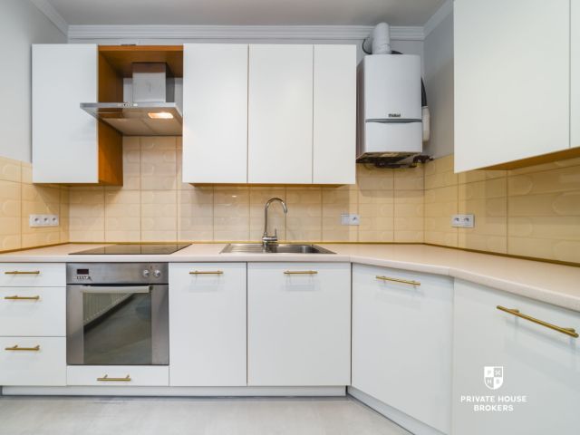 Spacious Studio on Lea Street - Квартира - Оренда - Kraków, Krowodrza / Czarna Wieś