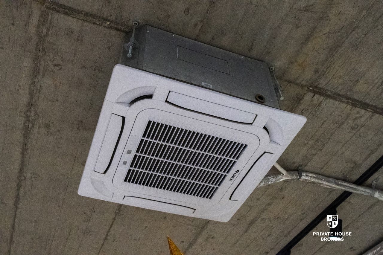 Commercial space 127 sqm Bieżanów- Prokocim district - Commercial premises - Rent - Kraków, Podgórze