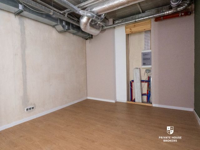 Commercial space 127 sqm Bieżanów- Prokocim district - Commercial premises - Rent - Kraków, Podgórze