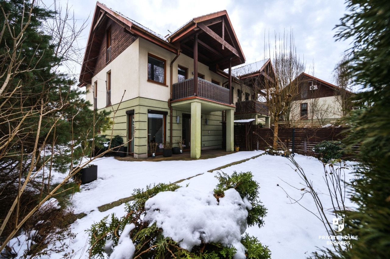 A cozy development surrounded by greenery, Srebrne Uroczysko Street - House - Sale - Kraków, Podgórze / Kostrze