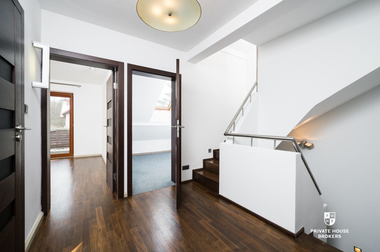 A cozy development surrounded by greenery, Srebrne Uroczysko Street - House - Sale - Kraków, Podgórze / Kostrze