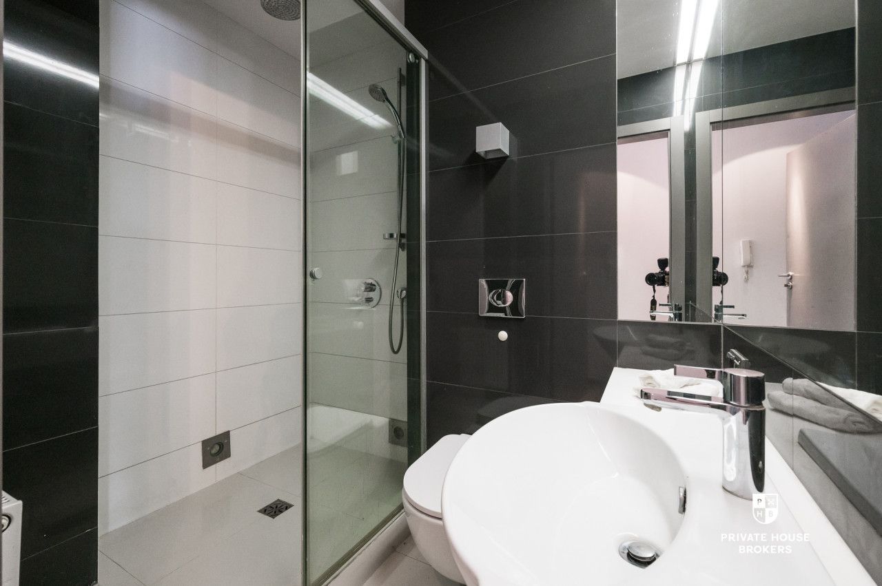 A cozy development surrounded by greenery, Srebrne Uroczysko Street - House - Sale - Kraków, Podgórze / Kostrze