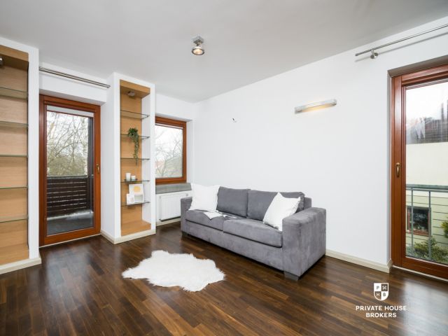 A cozy development surrounded by greenery, Srebrne Uroczysko Street - House - Sale - Kraków, Podgórze / Kostrze