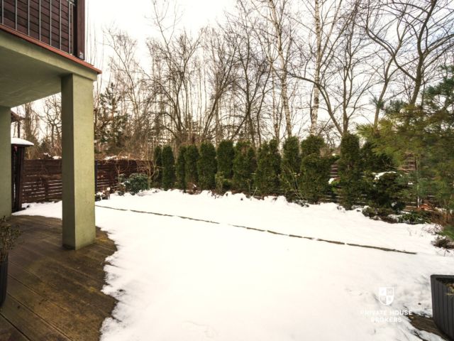 A cozy development surrounded by greenery, Srebrne Uroczysko Street - House - Sale - Kraków, Podgórze / Kostrze