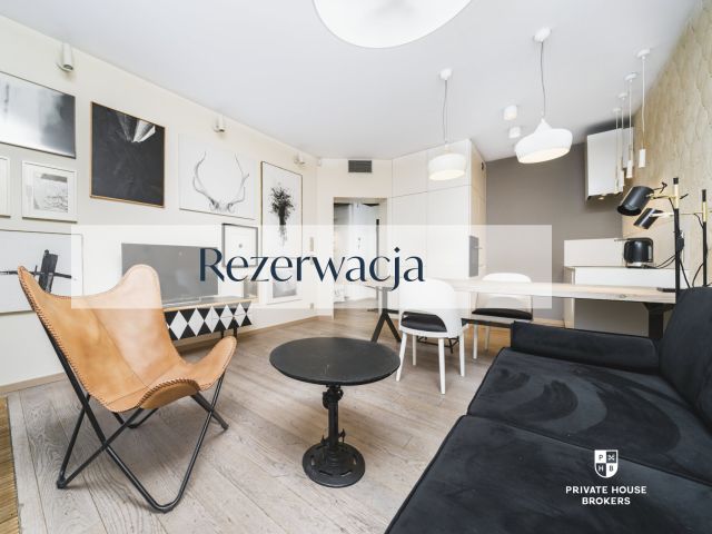 Two-room apartment in a prestigious development located at the foot of the Wawel Royal Castle - Apartment - Rent - Kraków, Śródmieście / Stare Miasto
