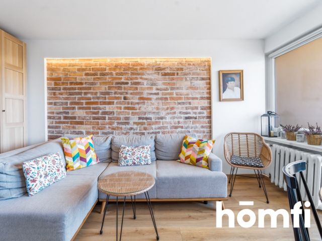 3-ROOM APARTMENT WITH A VIEW, RENOVATED - Apartment - Sale - Bielsko-Biała