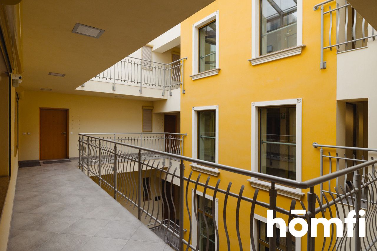 Premises with a balcony, 93.8 m2, Oławska Street (Old Town) - Commercial premises - Rent - Wrocław, Stare Miasto