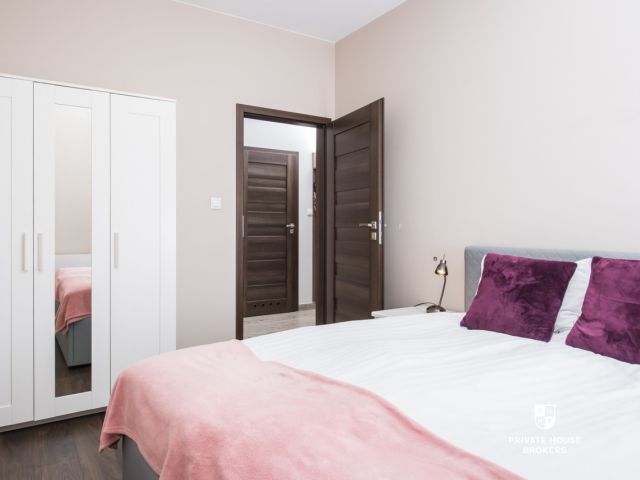 A unique 3-room apartment in a prestigious investment with security| Center of the city| The vicinity of Galeria Krakowska | 5 minutes to the old town - Apartment - Rent - Kraków, Śródmieście