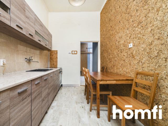 UNIQUE STUDIO APARTMENT IN THE HEART OF KRAKOW – POTENTIAL OF 2 ROOMS - Квартира - Продаж - Kraków, Śródmieście / Kleparz