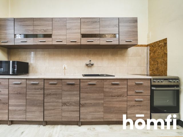 UNIQUE STUDIO APARTMENT IN THE HEART OF KRAKOW – POTENTIAL OF 2 ROOMS - Квартира - Продаж - Kraków, Śródmieście / Kleparz