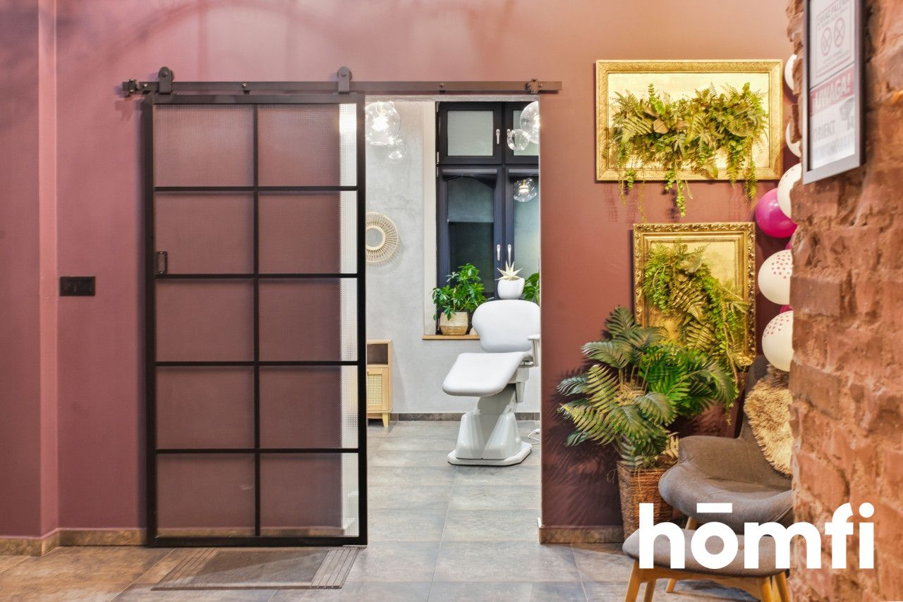 Historic townhouse in the city center - Apartment - Sale - Bytom, Centrum