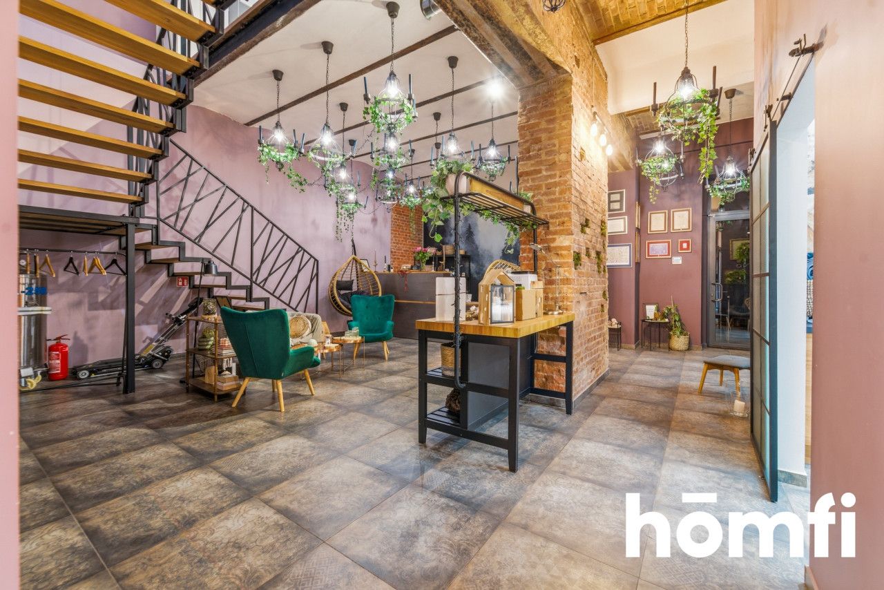 Historic townhouse in the city center - Квартира - Продаж - Bytom, Centrum