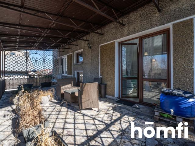 DUŻY DOM W ŚWIETNEJ LOKALIZACJI - Dom - Sprzedaż - Radom, Młodzianów