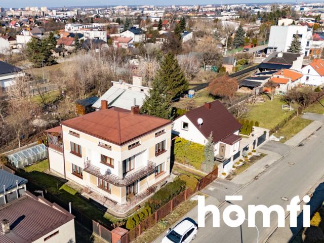 DUŻY DOM W ŚWIETNEJ LOKALIZACJI - Dom - Sprzedaż - Radom, Młodzianów