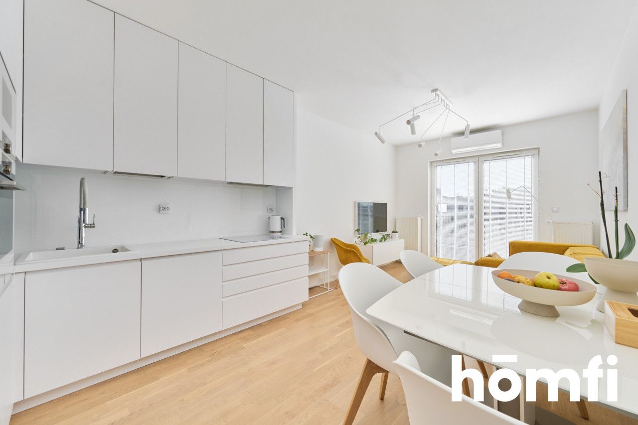 4 room apartment - 69sqm, 2 parking spots, storage room, Piękna St. - Квартира - Продаж - Wrocław, Krzyki / Huby