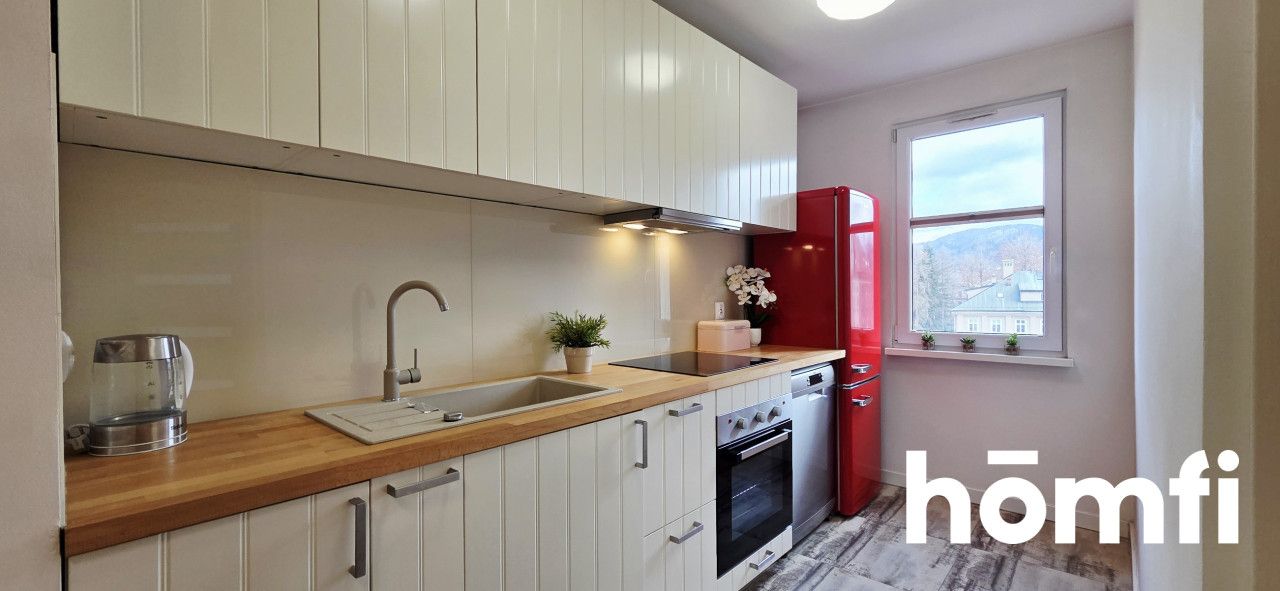 Bielsko, City Center: 2 rooms, 44m², move-in ready - Квартира - Продаж - Bielsko-Biała, Lipnik