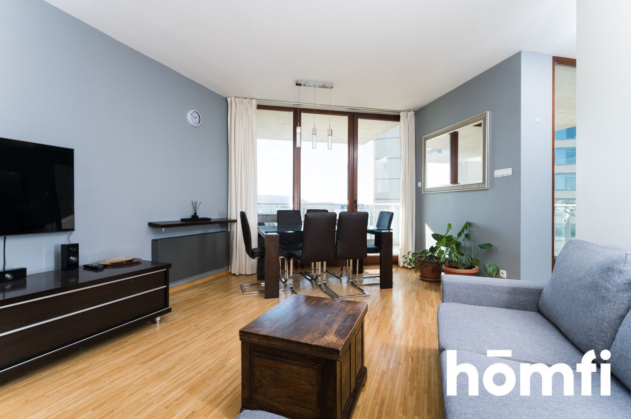 3-ROOM APARTMENT WITH A VIEW ON THE MOUND | SWIMMING POOL, GYM, SAUNA INCLUDED IN THE PRICE ┃ FOR FAMILIES WITH CHILDREN ┃ PETS ACCEPTED ┃ UL. KOŁOWA 5 ┃ TERRACES VERONA ┃ BRONOWICE ┃ 3 BALCONIES ┃ GARAGE AND STORAGE ROOM - Apartment - Rent - Kraków, Krowodrza / Bronowice