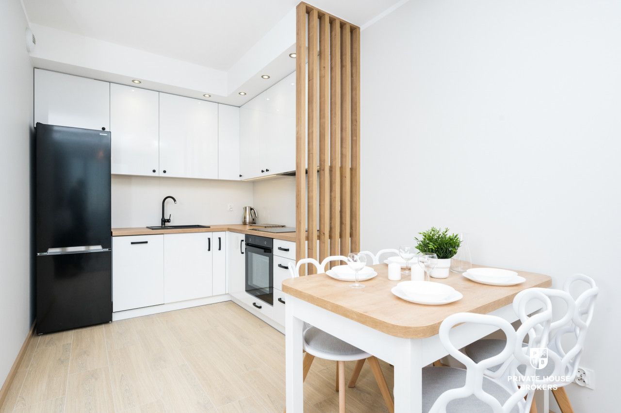 Przestronne, dwupokojowe mieszkanie przy ul. Wizjonerów - Mieszkanie - Wynajem - Kraków, Krowodrza / Bronowice