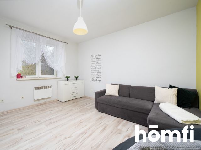 well-designed studio apartment with an area of 28.2 sqm, located in Płaszów. - Квартира - Продаж - Kraków, Podgórze