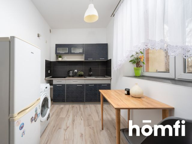 well-designed studio apartment with an area of 28.2 sqm, located in Płaszów. - Квартира - Продаж - Kraków, Podgórze