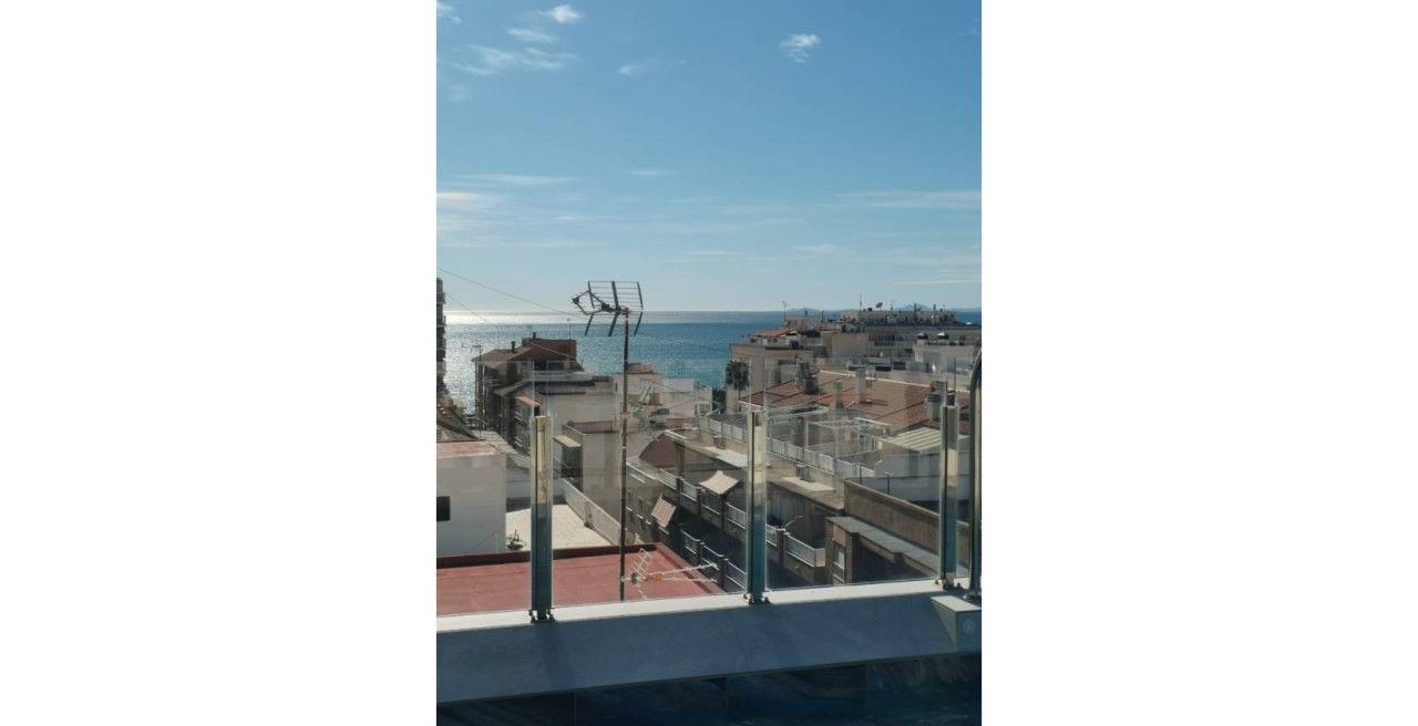 Costa Blanca | Torrevieja: New 2-bedroom apartment 200 meters from the beach - Apartment - Sale - Hiszpania, Costa Blanca - Torrevieja