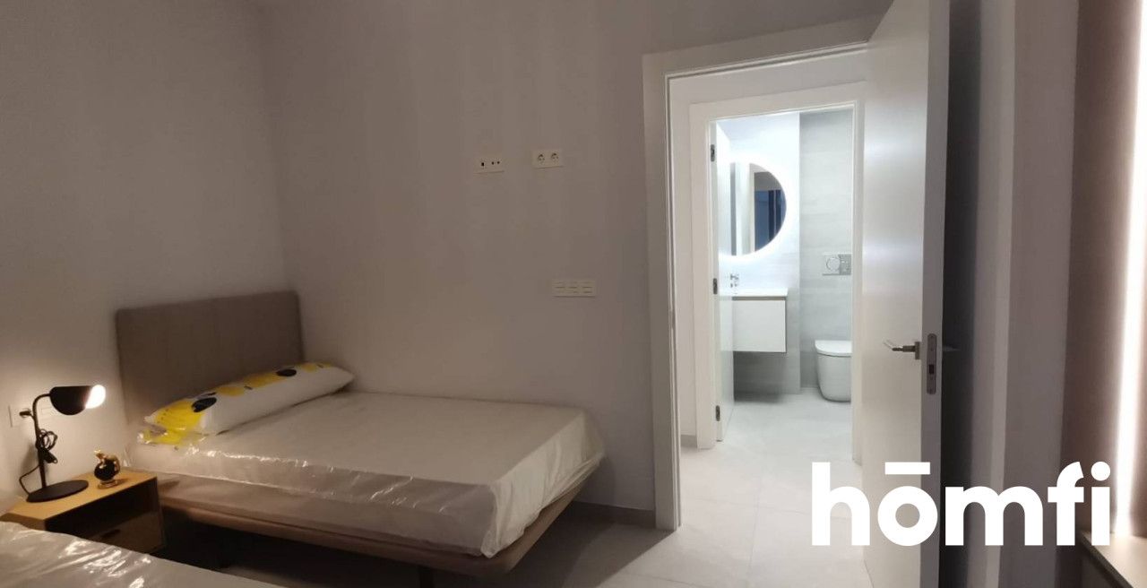 Costa Blanca | Torrevieja: New 2-bedroom apartment 200 meters from the beach - Apartment - Sale - Hiszpania, Costa Blanca - Torrevieja