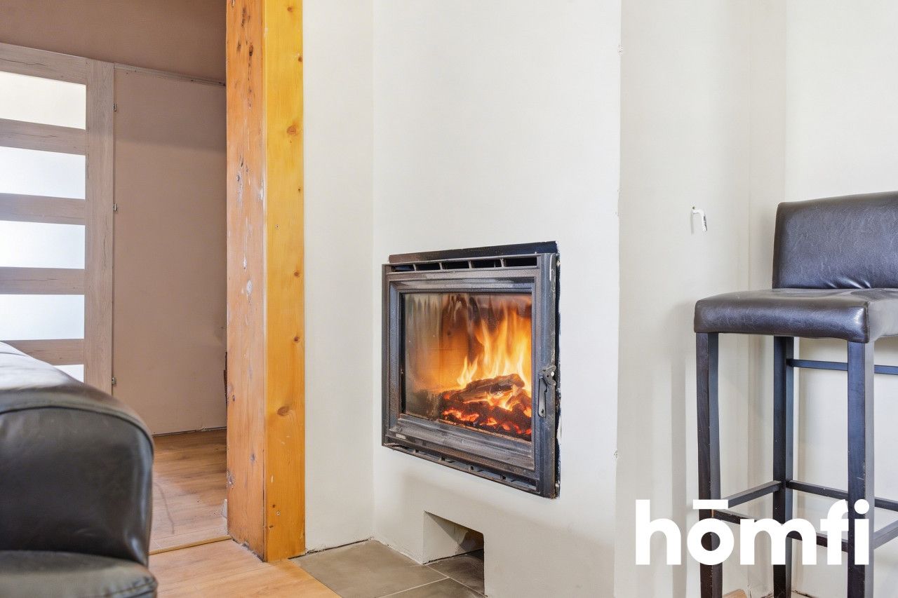 Przestronne mieszkanie na parterze z prywatnym ogródkiem 100 m², kominkiem oraz dodatkową przestrzenią do przechowywania - Mieszkanie - Sprzedaż - Żywiecki, Żywiec