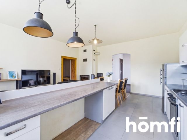 Spacious ground-floor apartment with a private 100 sqm garden, fireplace and additional storage space - Apartment - Sale - Żywiecki, Żywiec