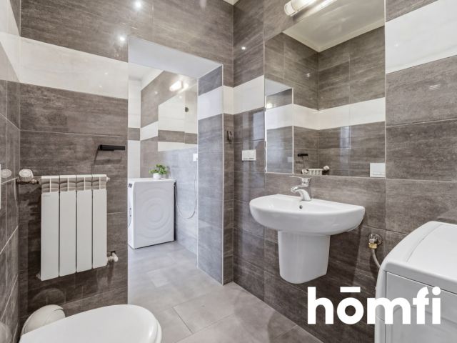 Spacious ground-floor apartment with a private 100 sqm garden, fireplace and additional storage space - Apartment - Sale - Żywiecki, Żywiec