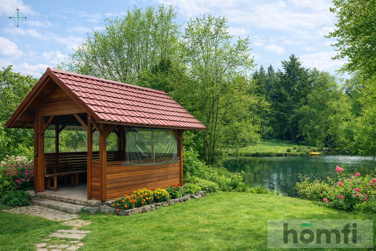 Enchanting Garden Oasis | Private Water Feature | (1700 m²) Plot - Дім - Продаж - Wielicki, Wieliczka / Rożnowa