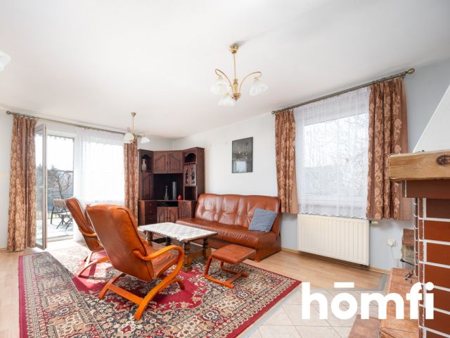 Enchanting Garden Oasis | Private Water Feature | (1700 m²) Plot - Дім - Продаж - Wielicki, Wieliczka / Rożnowa