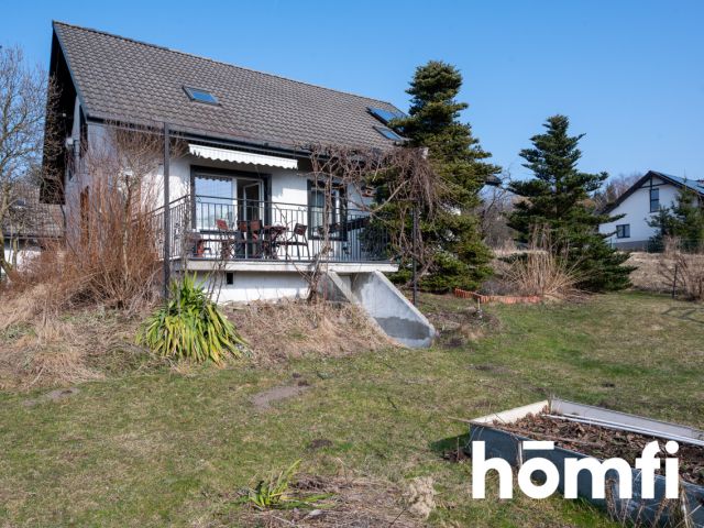 Enchanting Garden Oasis | Private Water Feature | (1700 m²) Plot - House - Sale - Wielicki, Wieliczka / Rożnowa