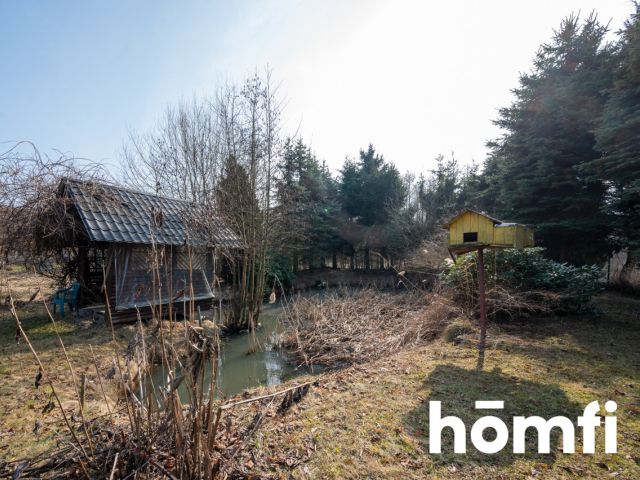 Enchanting Garden Oasis | Private Water Feature | (1700 m²) Plot - Дім - Продаж - Wielicki, Wieliczka / Rożnowa